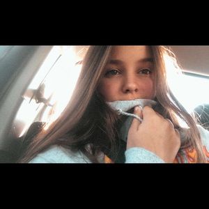 Meet your Posher, Hannah